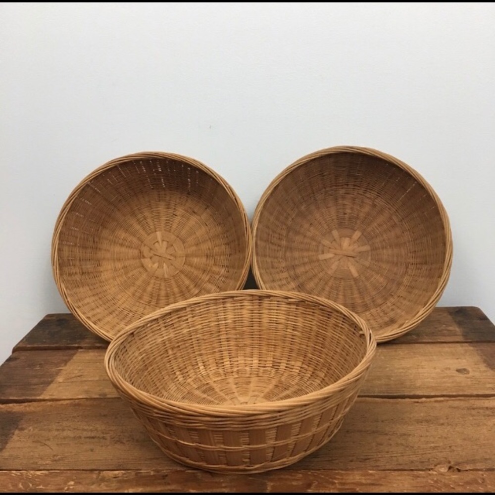 Vintage 1970's Split Bamboo Nesting Baskets Round Light Golden Stain Set of 3
